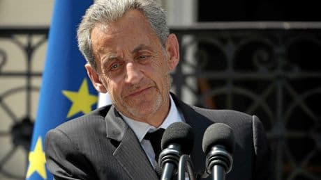 Légion d’honneur de Sarkozy : au sommet de l’État, le bal des hypocrites