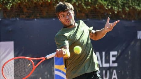Cobolli agli ottavi dell'Atp 500 Amburgo: battuto Sachko in rimonta, ora uno tra Monfils e Fokina