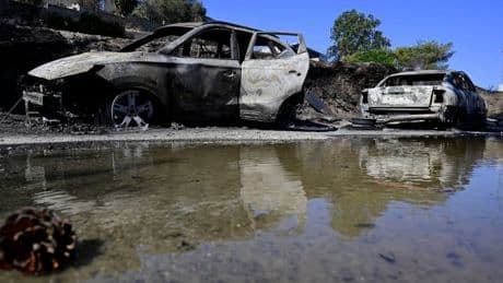 Kampf gegen Wind und Flammen in Griechenland