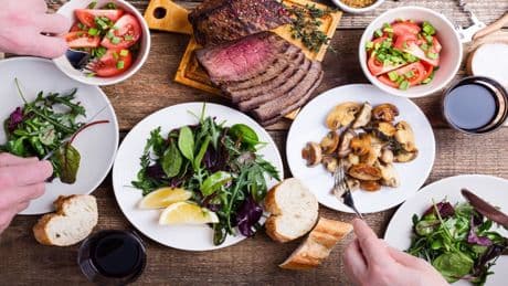 Das Harvard-Abendessen-Geheimnis: Wann Essen schlanker macht