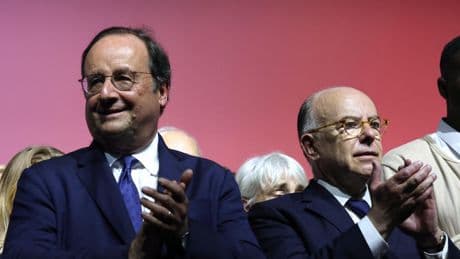 Au PS, jeunes lions contre éléphants