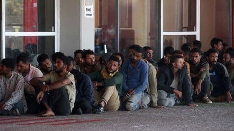 Grèce : face à l’afflux de migrants, Athènes suspend l’examen des demandes d’asile