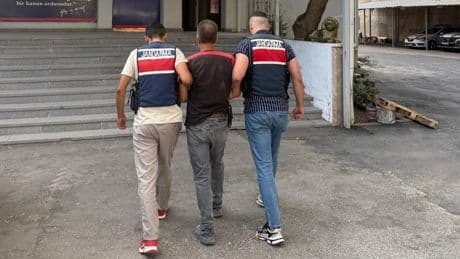 Kırıkkale'de iki firari hükümlü yakalandı