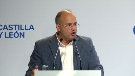 Tellado pide &quot;tener cuidado&quot; con Sánchez: &quot;No hay nada más peligroso que un perro herido,  o un Pedro herido&quot;