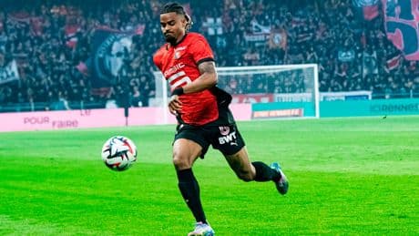 Vertrag bis 2029 - VfB holt Franzosen-Verteidiger!