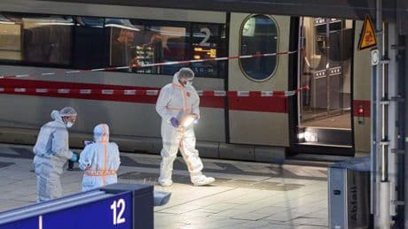Messerattacke in Hamburg: Polizei geht nicht von politischem Motiv aus – Feuerwehr meldet 17 Verletzte