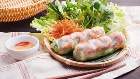 Le rouleau de printemps, bien plus qu’une salade compactée