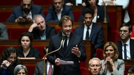 Motion de censure : entre François Bayrou et les socialistes, six mois de rendez-vous manqués jusqu’à la rupture