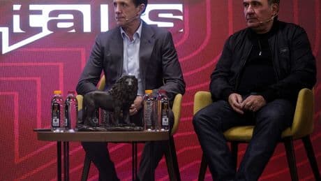Hagi ve Popescu, Galatasaraylı taraftarlarla buluştu!