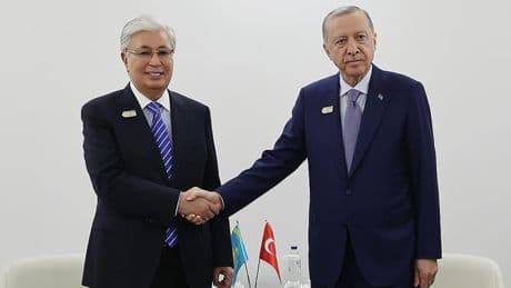 Cumhurbaşkanı Erdoğan, Kazakistan Cumhurbaşkanı Tokayev ile görüştü