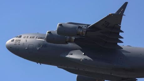 Ominöser Frachtflug: USA bringen offenbar Atombomben nach England