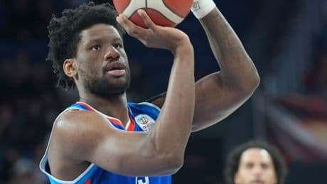 Anadolu Efes'te ayrılık: Daniel Oturu