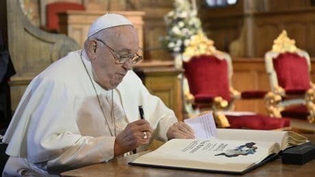 Catherine Van Offelen : «Le pape François nous incitait à lire, a-t-il été écouté par la fille aînée de l’Église ?»