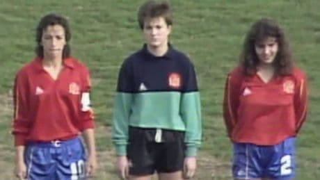 La génesis de la selección española femenina en 1983: "Fue muy duro para esas mujeres decidir ser futbolistas"