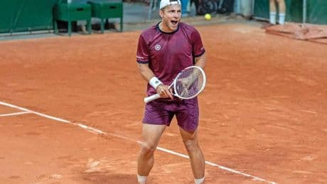 Tallon Griekspoor na knappe overwinning naar derde ronde op Roland Garros
