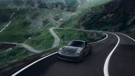 Porsche homenajea a la carretera Transfgran con una edición limitada del 911