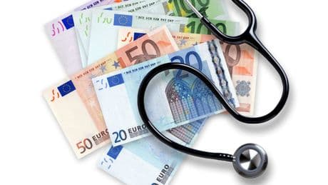 Krankenversicherung - So kommen Sie aus der teuren privaten Versicherung