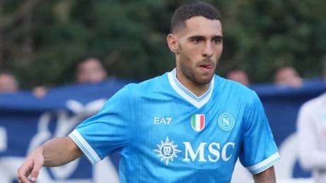 Il Napoli vince, l'ex Juve ci mette lo zampino: poker rifilato al Sorrento