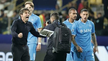 Parma-Napoli, Conte: «Siamo vicini a qualcosa di inimmaginabile»