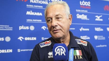 İtalya Kadın Milli Voleybol Takımı Başantrenörü Julio Velasco: "Şampiyon olduğumuz için çok mutluyuz"