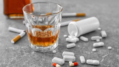 Drogues et alcool : en 10 ans, la consommation est en forte baisse chez les adolescents en France