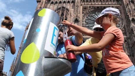 Canicule: trouvez la fontaine d'eau potable la plus proche de vous grâce à ces applications