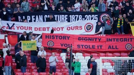 Manchester United-OL : la stratégie d’Ineos critiquée par les supporteurs des Red Devils