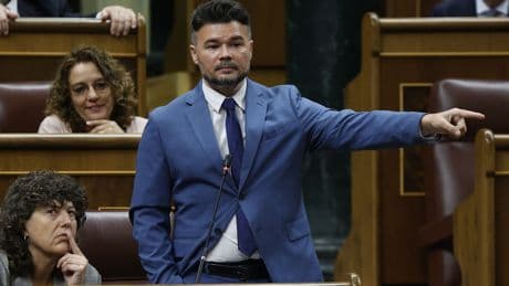 Rufián descoloca a Sánchez