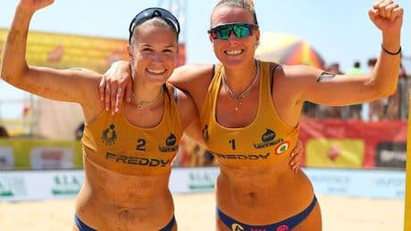 <p style="margin-bottom: 11px;"><span style="font-size: 11pt;"><span style="line-height: 107%;"><span style="font-family: Arial,sans-serif;">Beach volley: la tappa Gold di Marina di Modica va a&nbsp;They/Breidenbach e Lupo/Borraccino</span></span></span></p>