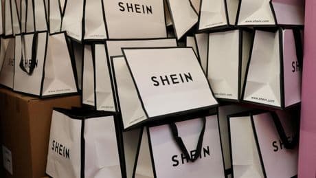 Lutte contre la «fast fashion »: le Sénat sur le point d’adopter une proposition de loi ciblant Shein