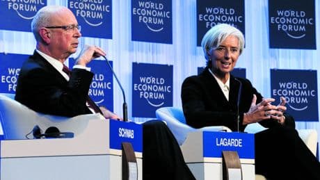 De gevallen WEF-baas Klaus Schwab wilde graag ECB-chef Christine Lagarde als opvolger. Hij heeft het zichzelf niet makkelijker gemaakt