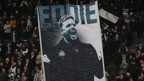 Premier League: de retour après une pneumonie, Howe remercie le médecin de Newcastle, sans qui «l'issue aurait pu être différente»