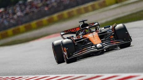 GP di Spagna, qualifica: Piastri strappa la pole a Norris, Verstappen terzo, Ferrari quinta con Hamilton