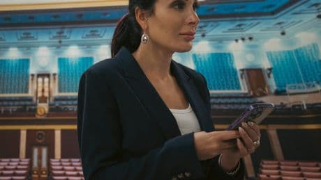 Senator’s Visit to Spy Agency Was Canceled After Laura Loomer Complained
