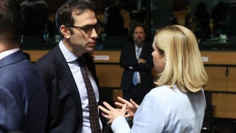 La UE aprueba el nuevo fondo de 150.000 millones para Defensa sin las subvenciones que pedía Sánchez