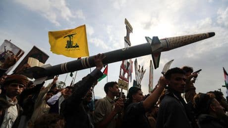 Conflits au Proche-Orient : les Houthis annoncent une attaque israélienne sur la capitale Sanaa