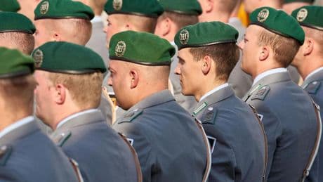 Koalitionsvertrag: Tauber: "Verzicht auf Wehrpflicht ist schweres Versäumnis"