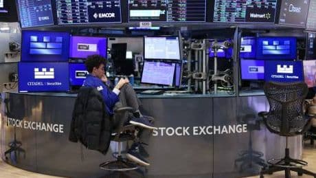 Petrolio in fiamme, frenano le Borse