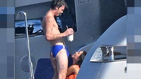 Jachturlaub mit der Superstar-Familie - Beckham-Freundin packt bei Jachturlaub zu