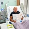Arend (69) zwaargewond na mishandeling op brug in Arnhem: ‘Acht weken voordat ik normaal kan ademen’