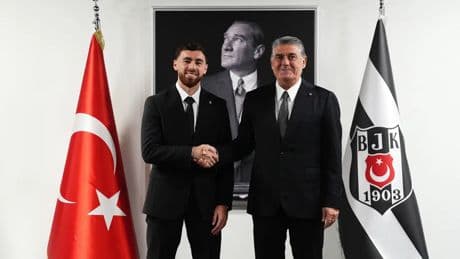 Orkun Kökçü imza töreninde konuştu: 'Dünyadaki en mutlu insan benim'