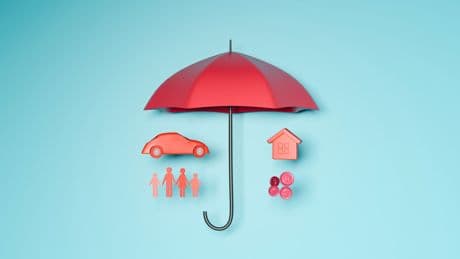 Experte verrät: Diese 3 Versicherungen schützen Sie vor finanziellen Katastrophen