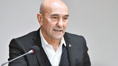 Eski İzmir Büyükşehir Belediye Başkanı Soyer gözaltına alındı