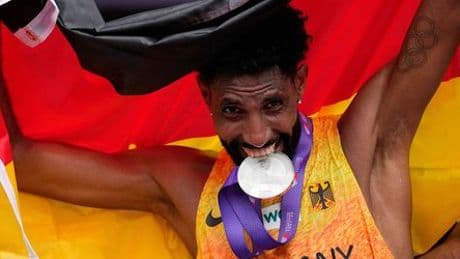 Leichtathletik-WM in Tokio: Amanal Petros holt sensationell Silber im Marathon