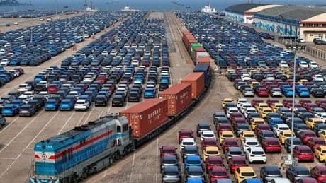 Konjunktur: Chinesische Industrieproduktion schrumpft dritten Monat in Folge