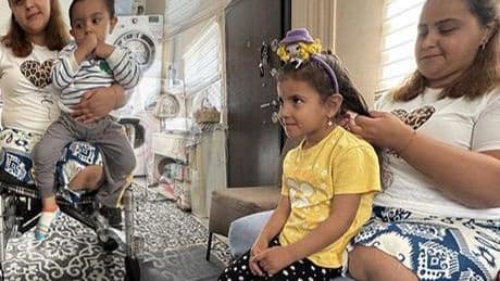 İki bacağı ampute edilen depremzede anne: Çocuklarım için güçlü olmak zorundayım