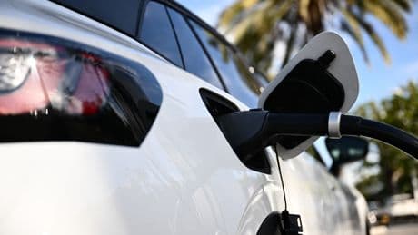 After a freeze, Trump administration reluctantly agrees to fund EV chargers