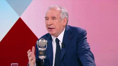 Les Français créent 50 milliards d'euros de richesse en plus par an: Bayrou explique que toute cette somme est "pompée" par les créanciers de la France