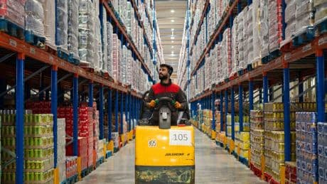 El mayorista de los supermercados Suma y Spar que sirve al colmado y al bar de la esquina