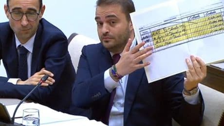 Un diputado cercano a Cerdán 'persigue' al fiscal que acusa al empresario que maniobró contra la UCO
